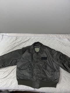 ALPHA INDUSTRIES MA-1のサムネイル
