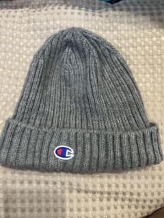 Champion グレー ニット帽のサムネイル