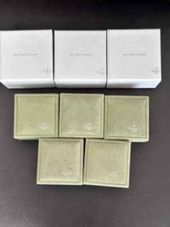 VCA ジュエリーケース／空箱【まとめ売り】 VCA ジュエリーケース／空箱【まとめ売り】 - メルカリ