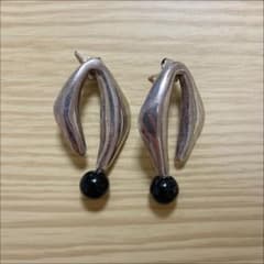 シルバーピアスのサムネイル