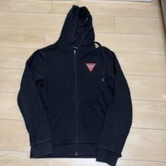 GUESSジップパーカーのサムネイル
