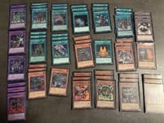 アンティークギア構築済みデッキ　パーツ　遊戯王　アンティークテーマスリーブ入り アンティークギア構築済みデッキ パーツ 遊戯王 アンティークテーマ