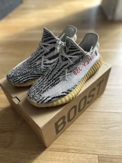 正規品　adidas Yeezy Boost 350 V2 白黒のサムネイル
