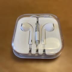 Apple EarPods 有線イヤホン ケース付きのサムネイル