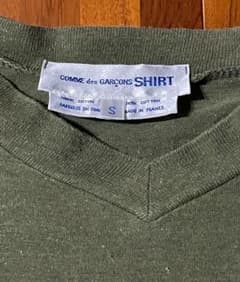 週末限定！COMME des GARÇONS SHIRT オリーブVネック Tのサムネイル
