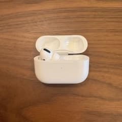 【値下げ】Apple AirPods Pro 第一世代 左耳のみのサムネイル