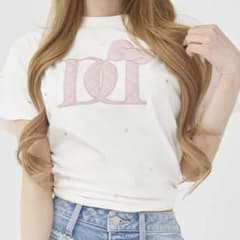 の*読様 Hello DarichキルティングアップリケビジューTシャツ ホワイ