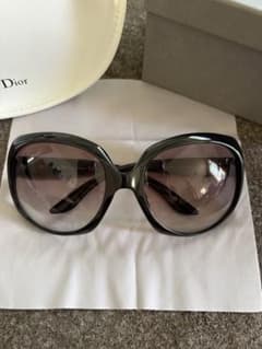 Dior サングラス グラデーションレンズ　メガネケース　箱付き Dior サングラス グラデーションレンズ メガネケース 箱付き - メルカリ