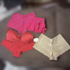 ブラジャー＆ショーツセット＋スカート付きショーツ＋単品ショーツのサムネイル
