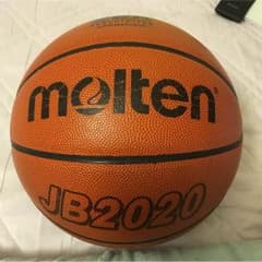 molten バスケットボール 7号のサムネイル