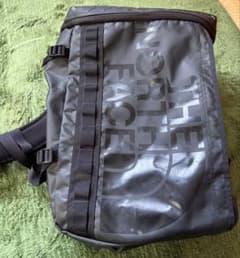 THE NORTH FACE ヒューズボックス リュック　黒のサムネイル