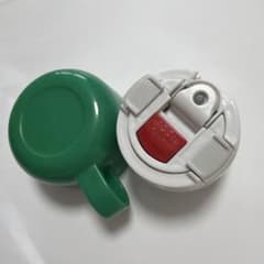 新品未使用　タイガー サハラ コロボックル ライオン 水筒用蓋＆コップのサムネイル