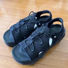 ナイキ　エア　マックス　ココ　ウィメンズサンダル　／厚底のサムネイル