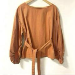 【mystic】ウエストベルトブラウス　オレンジ