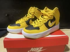 NIKE WMNS DUNK HIGH UP 24.5cmのサムネイル