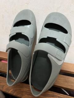 igor グレー サンダル 2本ストラップのサムネイル