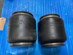 ②ユニバーサルエアー 9インチ 貫通式 エアバック バック 2個 - メルカリ