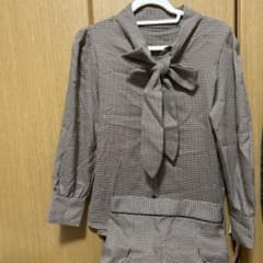 ブラウス　パンツ　セットアップのサムネイル