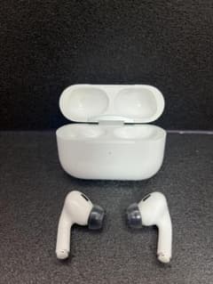 【箱付き】AirPods Pro 第2世代 Lightning AZLA付のサムネイル