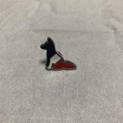 MAISON KITSUNE ピンバッジのサムネイル
