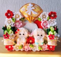 お正月❀フレーム飾り フェルト ちりめん細工 未年 - メルカリ