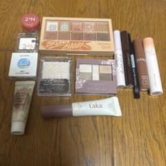 コスメまとめ売り アイシャドウ リップ アイブロウ等 - メルカリ