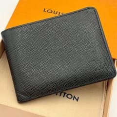 【美品】ルイヴィトン ポルトフォイユ・ミュルティプル 二つ折り財布 タイガ 黒 極美品 ルイヴィトン タイガ ポルトフォイユ ミュルティプル 二つ折り