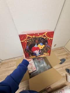 POP MART WHY SO SERIOUSのサムネイル