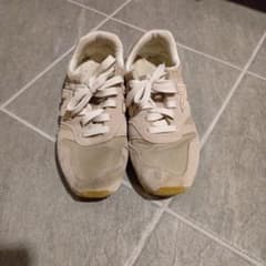 New Balance スニーカー ベージュのサムネイル