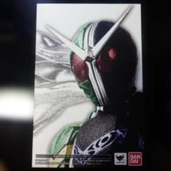 S.H.Figuarts 仮面ライダーW サイクロンジョーカー(真骨彫製法)のサムネイル