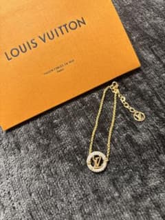 LOUIS VUITTON LV サークル ブレスレットのサムネイル