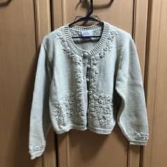 編み込みが可愛いカーディガンですのサムネイル