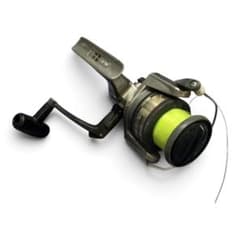 Daiwa】80-90s オールド スピニングリール ST1000B レトロ - メルカリ