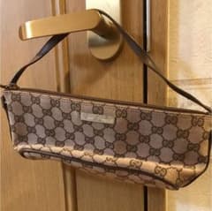 値下げしました。GUCCI グッチ ポーチのサムネイル