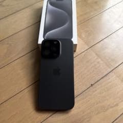 Apple iPhone 15 Pro 本体　128GBのサムネイル