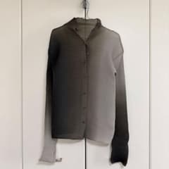 ISSEY MIYAKE ワッフルプリーツ グラデーション 長袖シャツ - メルカリ