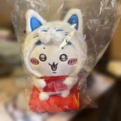 【新品、メルカリ便】ちいかわ　もぐもぐ本舗　伏見稲荷なぬいぐるみ　3点セット Amazon.co.jp: ちいかわもぐもぐ本舗 伏見店限定 伏見稲荷なぬいぐるみ