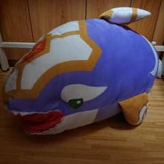 釣りスピリッツ ホワイトアーマーシャチ デフォルメぬいぐるみ - メルカリ