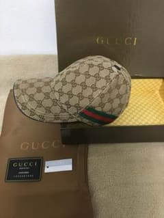 GUCCI ベースボールキャップ 帽子のサムネイル