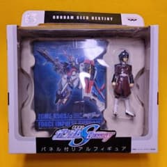未開封　ガンダムSEED DESTINY シン・アスカ パネル付フィギュアのサムネイル