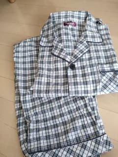 再々【お値下げ】男性 長袖 パジャマ Ｌサイズのサムネイル