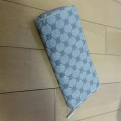 長財布！オシャレのサムネイル