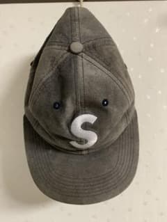 おそらく最終値下げ　supreme キャップのサムネイル