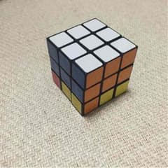 ルービックキューブのサムネイル