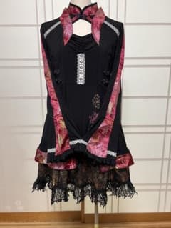 OZZ ONESTE 和チャイナドレスのサムネイル