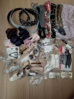 ヘアアクセサリー まとめ売りのサムネイル