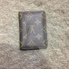VUITTON パスケースのサムネイル