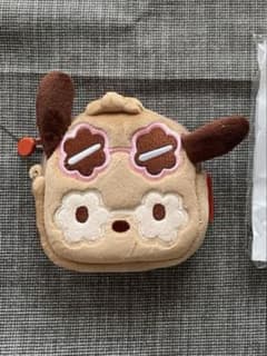 【ポチャッコ】OLIVE YOUNG x Sanrio Pochacco ポーチのサムネイル