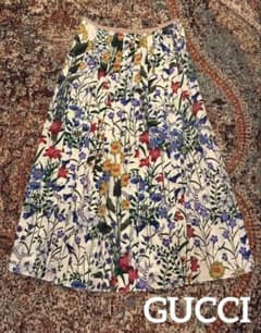 極美品 GUCCI グッチ フローラ シルク プリーツスカート 38 - メルカリ