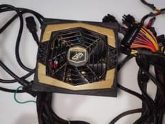 電源ユニットFSP オウルテックAurum Series AU-700 700Wのサムネイル